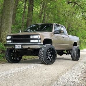 Meet your Posher, Thomas